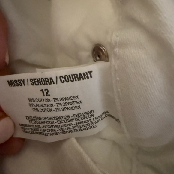 New Gloria Vanderbilt All Around Slimming Effect White Crop Roll-Up Pants - Picture 12 of 13